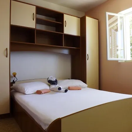 דירה By The Sea Prizba, Korcula - 4483 *