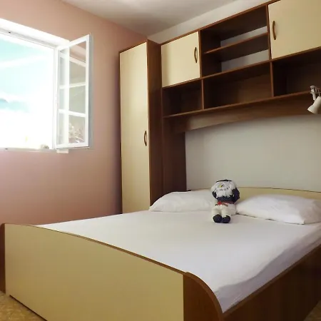 דירה By The Sea Prizba, Korcula - 4483 פריזבה