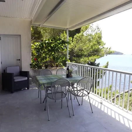 Διαμέρισμα By The Sea Prizba, Korcula - 4483 *